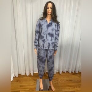 Knox Rose Blue and Gray Tie-Dye Lounge Set